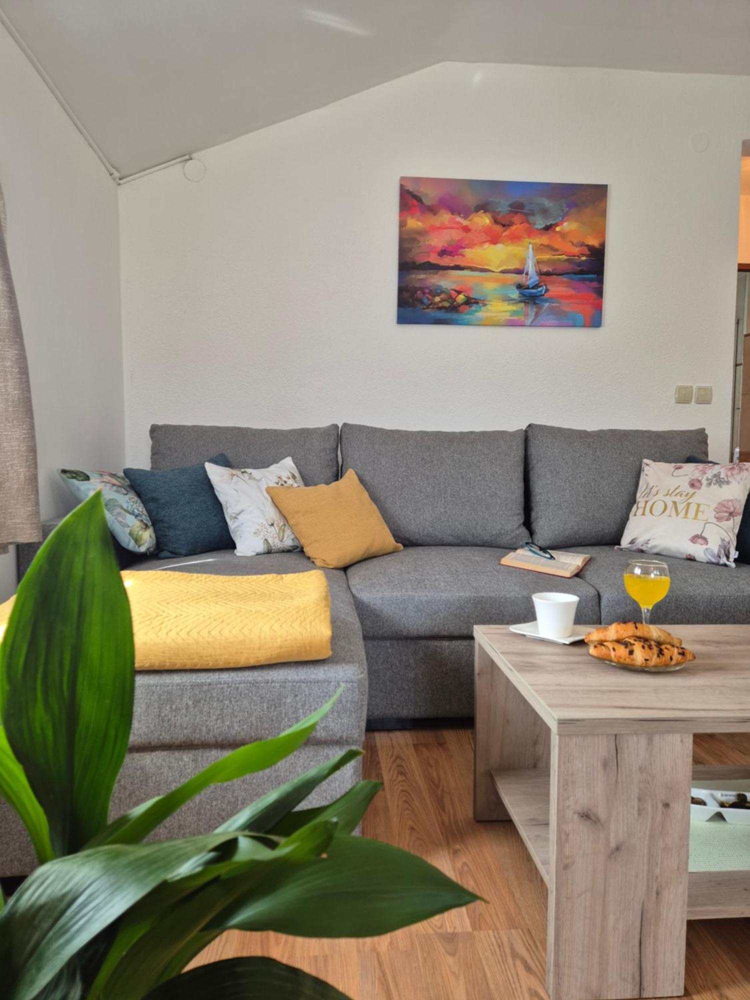 Apartman Lucija Apartment Pridraga Ngoại thất bức ảnh